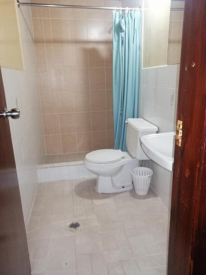 Hostal Victoria Quito Buitenkant foto