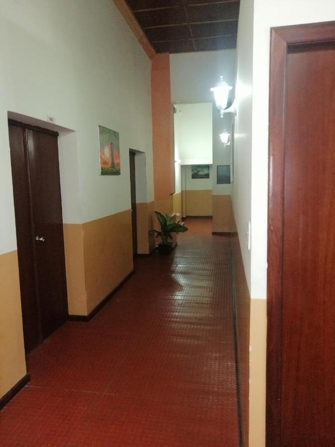 Hostal Victoria Quito Buitenkant foto